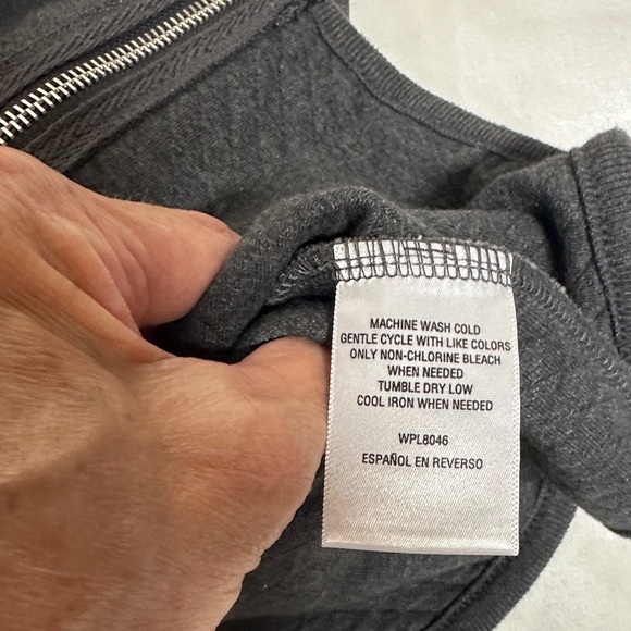 Karen Scott Sport Grey Zip Up  size small  business activewear Vest - Picture 8 of 9